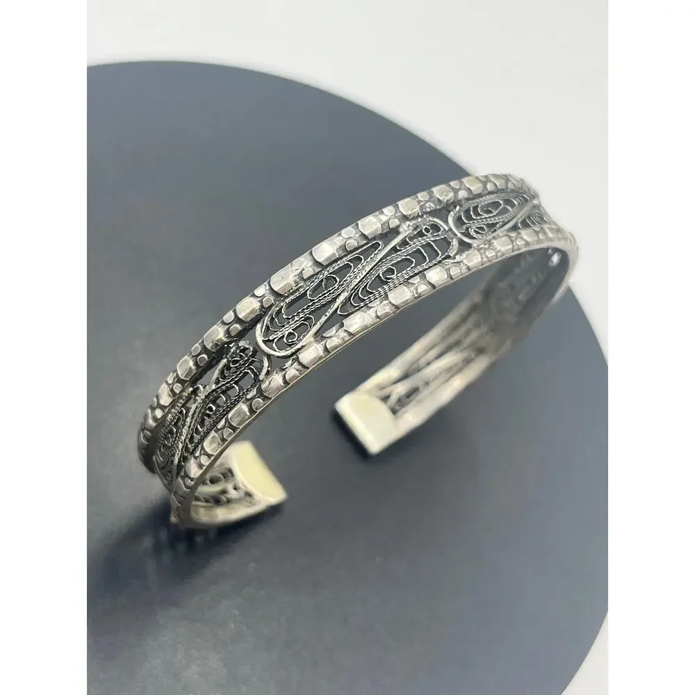 Sterling Silver Signed Open Filigree Nugget Border Cuff Bracelet 31 grams, 7.5”‎